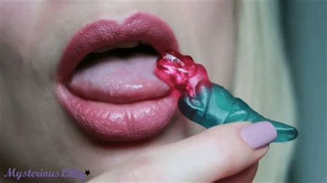 Close Up Chewing Jelly Wmv Hd Mysterious Lilly Clips4sale