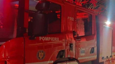 Incendiu la o școală Peste 200 de elevi și profesori salvați