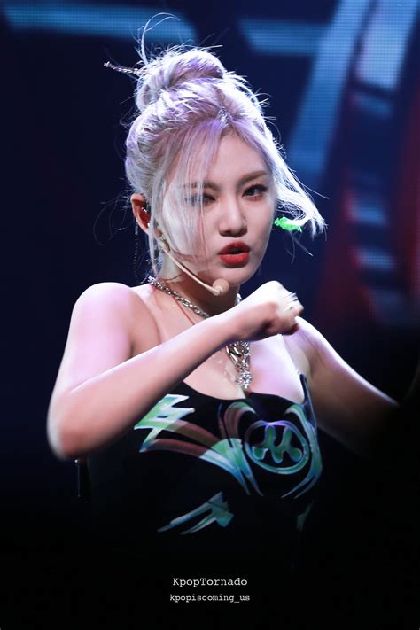 Giselle Image #335629 - Asiachan KPOP Image Board