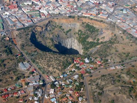 Big Hole And Open Mine Museum Kimberley South Africa Atlas Obscura