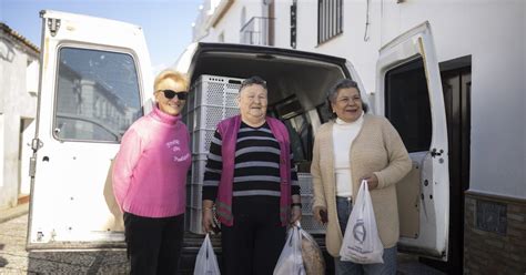 Cumbres de Enmedio el resurgir del pueblo más pequeño de Andalucía