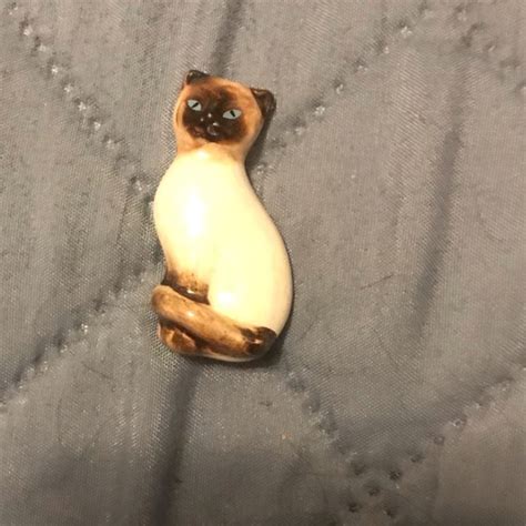 Avon Jewelry Vintage Avon Ceramic Siamese Cat Brooch Poshmark