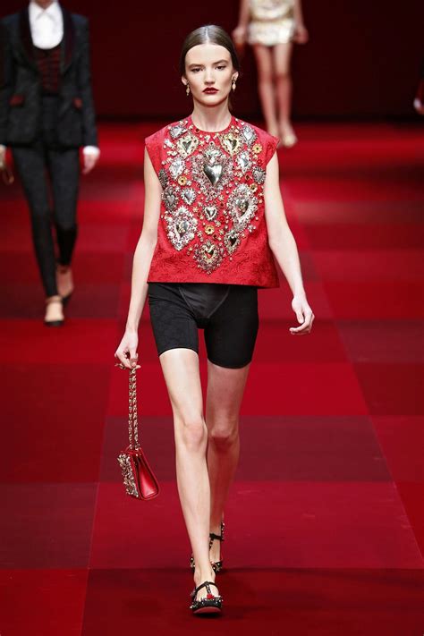 Dolce And Gabbana Ready To Wear Fashion Show Collection Spring Summer