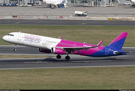 HA LXM Wizz Air Airbus A321 231 WL Photo By RAFAL KUKOWSKI ID