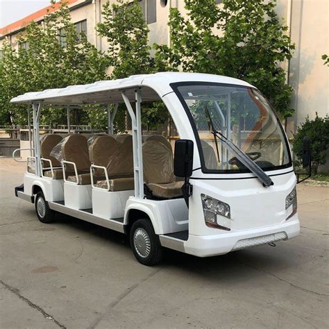 2024 High Quality 10 Seater Passenger Electric Classic Vintage