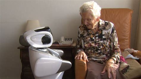 Gaat Deze Robot Straks Voor Je Opa Of Oma Zorgen