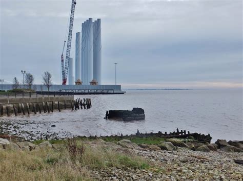 Alexandra Dock Kingston Upon Hull © Bernard Sharp Geograph Britain