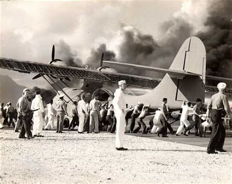 L attaque japonaise de Pearl Harbour 7 Décembre 1941 photos