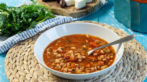 Greek White Bean Soup in 30 Minutes! Delicious Fasolada – Instant Pot Teacher