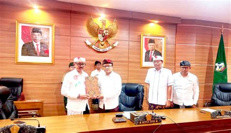 Nusabali Ranperda Apbd Perubahan Disahkan