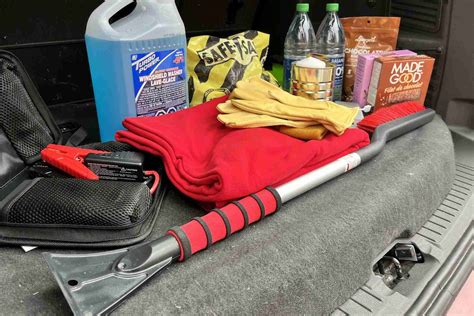 How To Build A Winter Car Emergency Kit Dont Skip These 10 Essential Items Roadtripperca