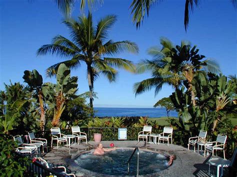 Kona Coast Resort | Hawaii Aloha Travel