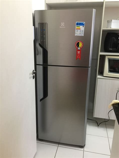 Refrigerador Electrolux TF55S Prateleira Reversível Platinum 431L