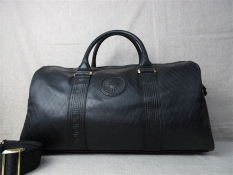 1円 極美品 Gianni Versace ジャンニヴェルサーチ ボストンバッグ レザー A4収納可 2way ユニセックス 黒の落札情報詳細