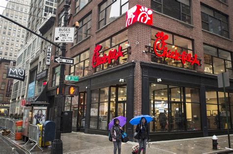 Chick Fil A Ranks As America S Top Fast Food Restaurant For Customer