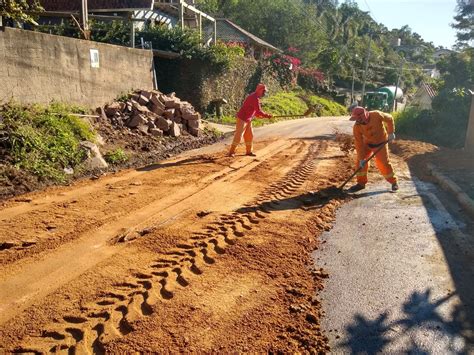 Estradas danificadas pelas chuvas da última semana são recuperadas