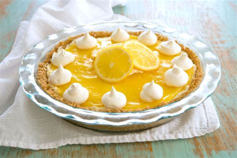 Lemon Cream Cheese Pie Recipe - Food Fanatic