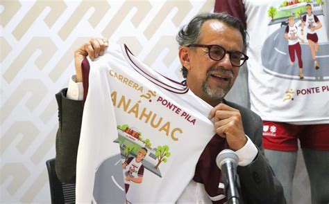 Presentan Playera La Medalla Y Ruta De La Carrera Anáhuac Grupo Milenio