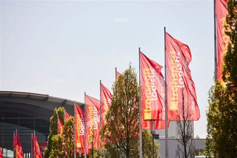 BayWa r.e. Solar Trade en Seacon Logistics onthullen revolutionair ... 