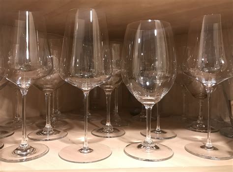 Wine Glass Storage Tips And Tricks — Knowwines