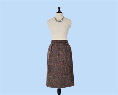 Vintage 1960s Wool Pencil Skirt Gem