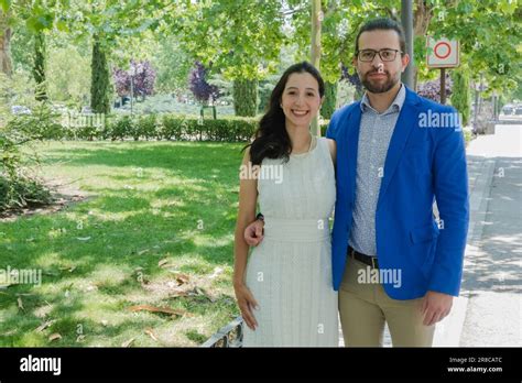Happy Young Couple Just Married Stock Photo Alamy