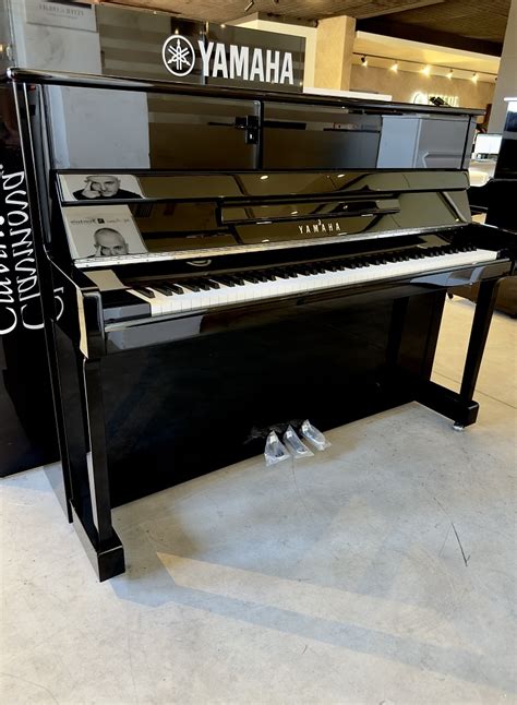 Yamaha P116 Chrome Piano Vertical Royal Pianos