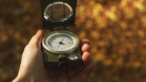 How To Use A Lensatic Compass Guide On Finding Your Way In Nature