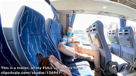 Exhibitionist Milf Flashes And Got Crossed Legs Orgasm In A Public Bus Masturvideos