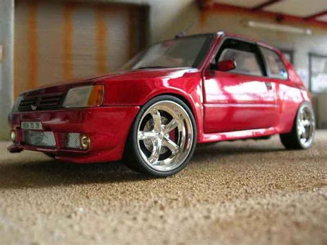 Modellino In Miniatura Peugeot Gti Solido Dimma Gti Rosso