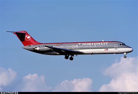 N Mcdonnell Douglas Dc Northwest Airlines Toni Marimon