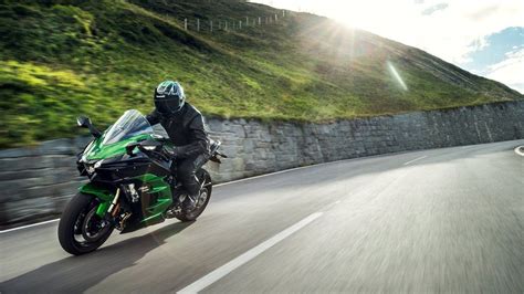 Kawasaki Ninja H Sx H Sx Se Gallery Top Speed