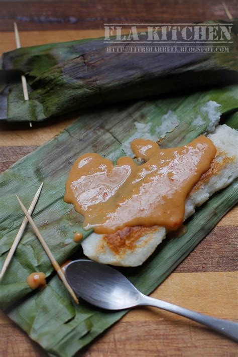 fla-kitchen: Otak-Otak -Fish cake in peanut sauce dressing-