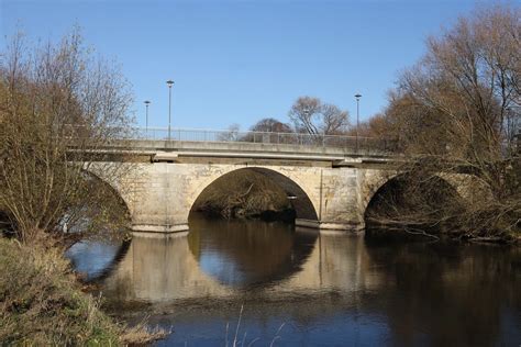 Löwenbrücke wird mit Ferienbeginn unter halbseitiger Sperrung