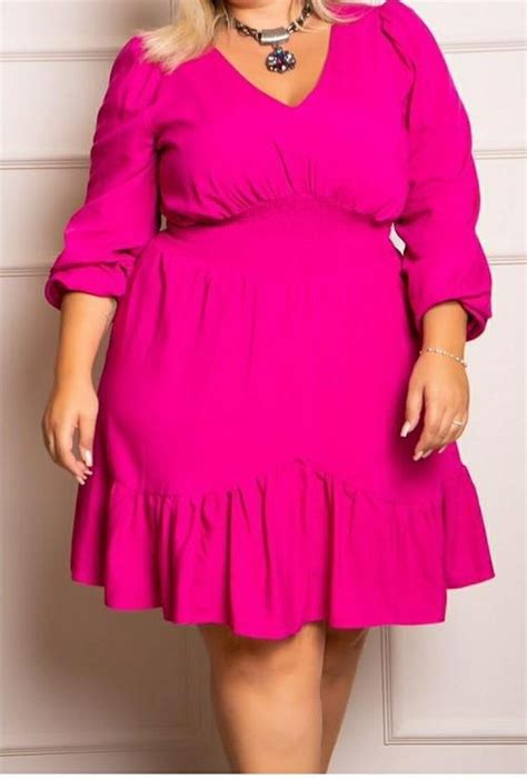 Pin De Li Andrade Em Look Plus Size Vestidos Estilosos Vestidos Casuais Plus Size Moda Para