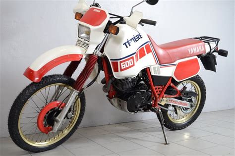 Yamaha 600 XT Ténéré 3 Xt 600 Motos anciennes Motos