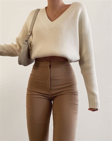 Clean Girl Aesthetic 101 5 Minimalist Outfit Ideas To Pull Off The Look Artofit