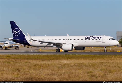 D AIEB Lufthansa Airbus A321 271NX Photo By Matteo Lamberts ID