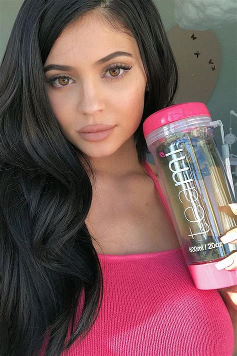 Kylie Jenner Charges 1 Million Per Instagram Ad Hypebeast