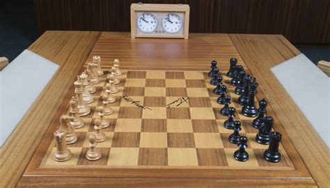 Chess Pieces Of History Board Used By Fischer Spassky Up For Auction The Blade