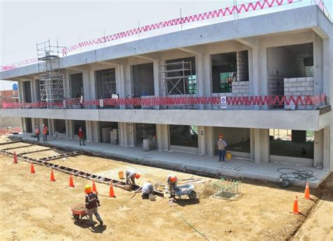 Reconstrucci N Con Cambios En Piura Supervisan Avance De Obras En