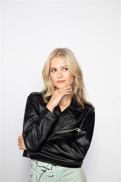 Darci Lynne Net Worth - MANHATTAN SOCIETY