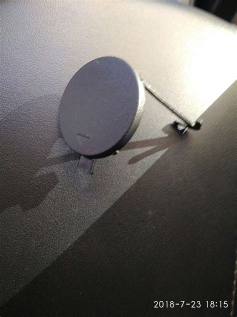 Заглушка заднего буксировочного крюка — Hyundai ix35, 2 л, 2012 года ...