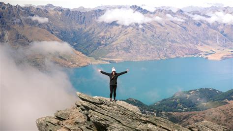 Your free guide to the most amazing hikes in the South Island of NZ ...