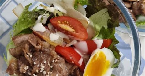 Resep Beef Sesame Caesar Salad Oleh Dhy April Kitchen Cookpad