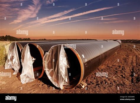 Pipeline Hi Res Stock Photography And Images Alamy