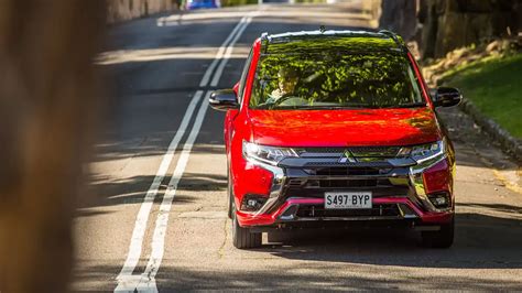 2021 Mitsubishi Outlander GSR PHEV Review Drive