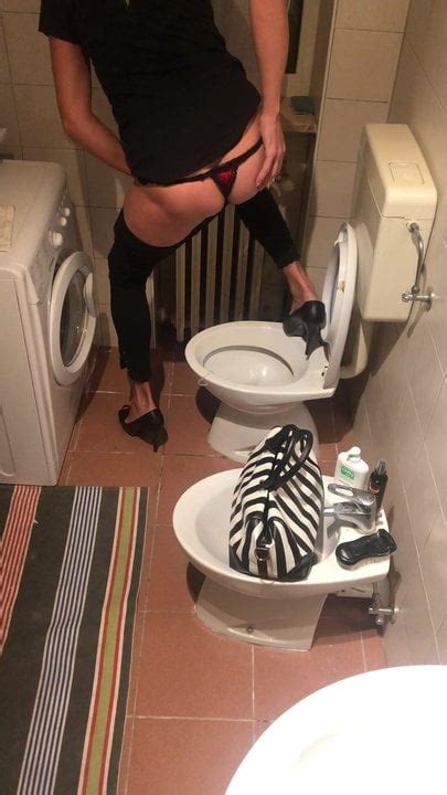 Free Outdoor Piss Shemale Porn Videos Xhamster