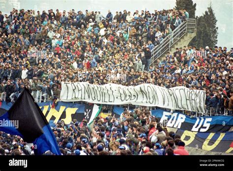 Ultras Foto Tifo Fotos Und Bildmaterial In Hoher Aufl Sung Alamy