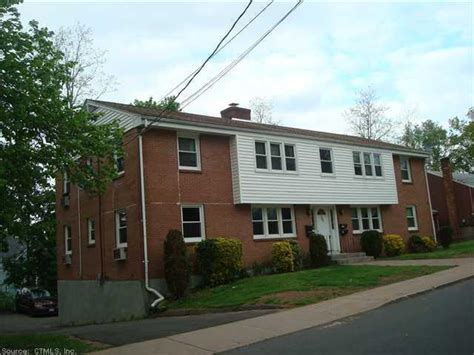 165 School St, Manchester, CT 06040 | MLS# G651163 | Redfin